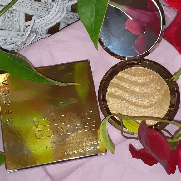 BECCA Other - NIB BECCA VolcanicGoddessGold Lava Skin Perfecter